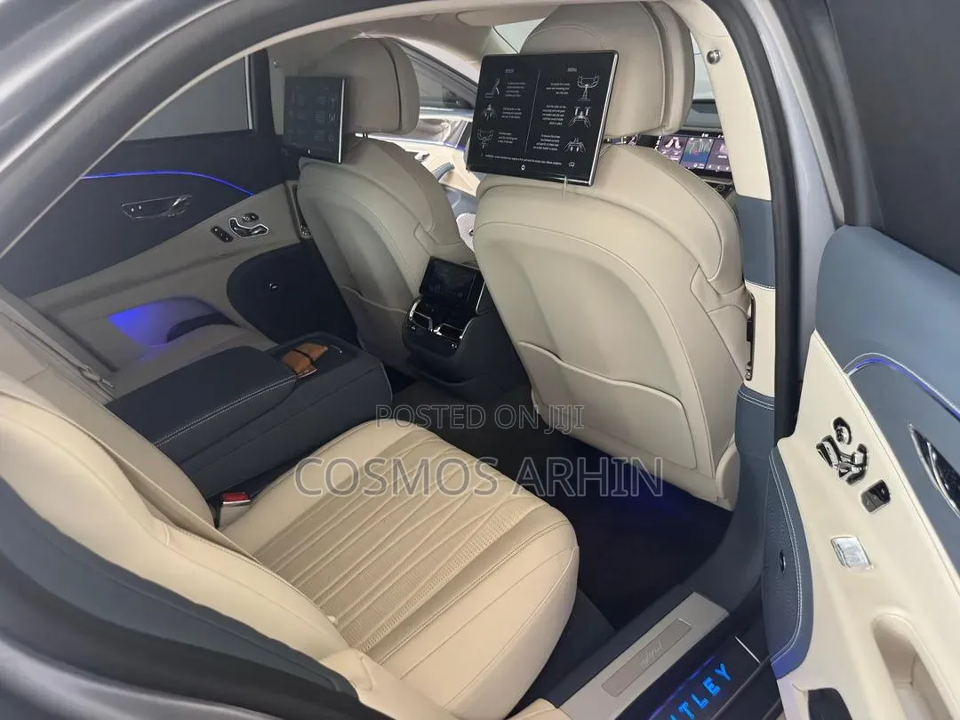 Bentley Continental 2023 Gray