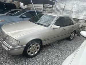 Mercedes-Benz C180 1999 Brown