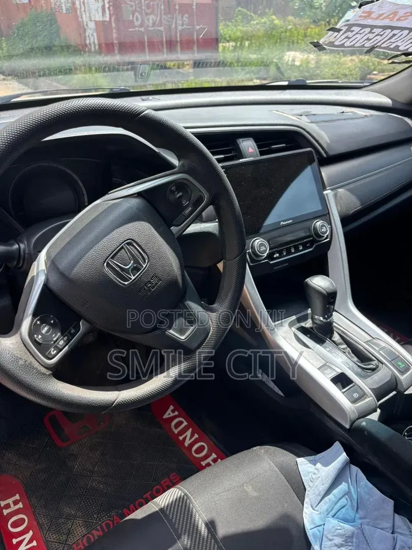 Honda Civic 2017 White