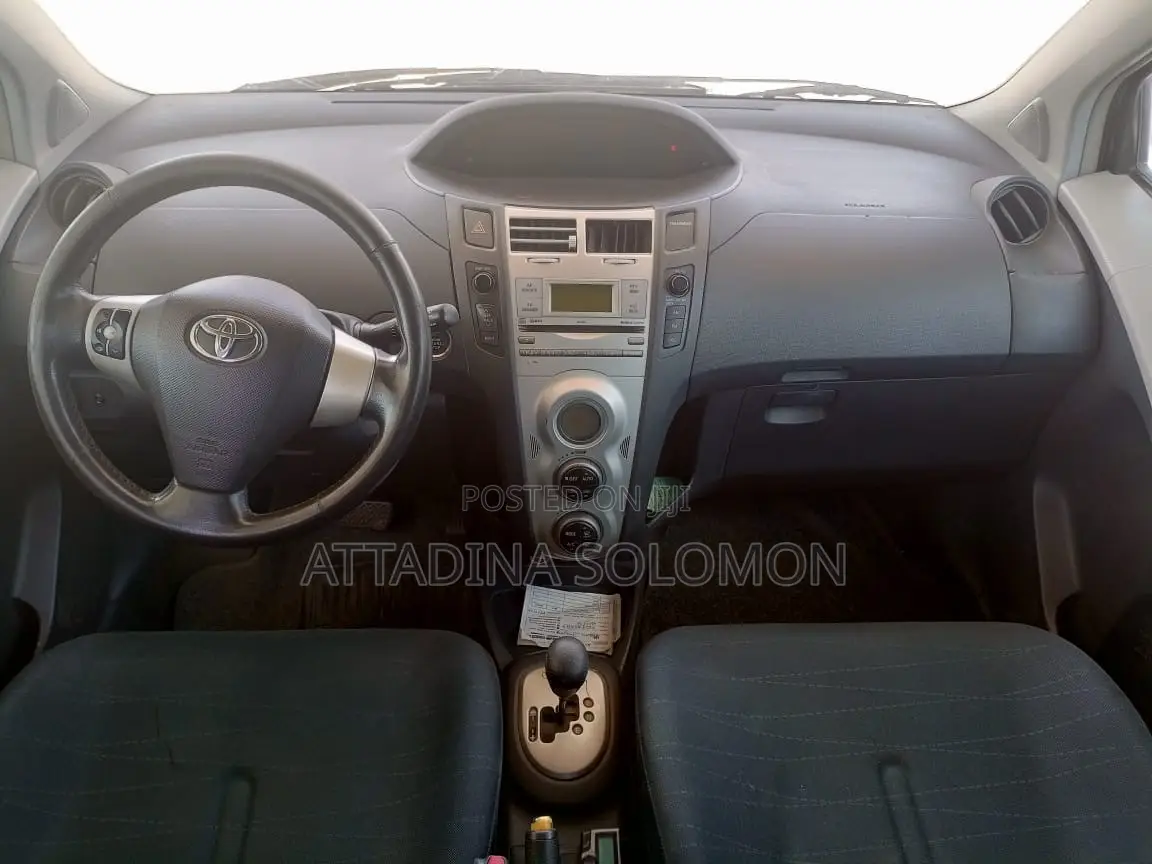 Toyota Yaris 2008 Black