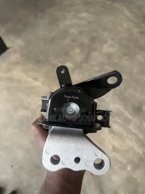 Toyota Corolla 2009-18 Engine Seat