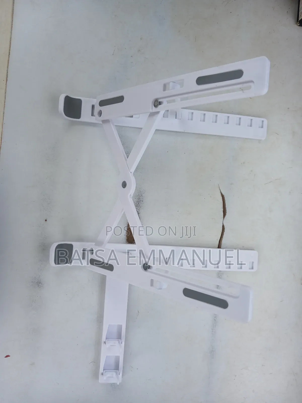 Foldable Laptop-smartphone Stand (For All Laptop Sizes)