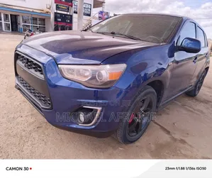 Mitsubishi Outlander ES 4dr SUV (2.4L 4cyl CVT) 2014 Blue