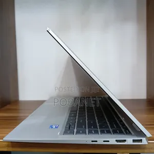 New Laptop HP EliteBook 1040 G8 32GB Intel Core i7 SSD 512GB