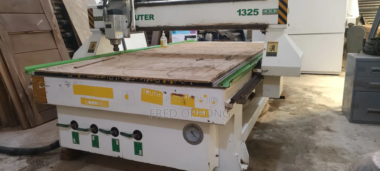 CNC Router Machine
