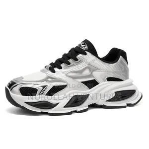 Trendy Unisex Chunky Sneakers – Fashion Meets Comfort