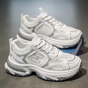Trendy Unisex Chunky Sneakers – Fashion Meets Comfort