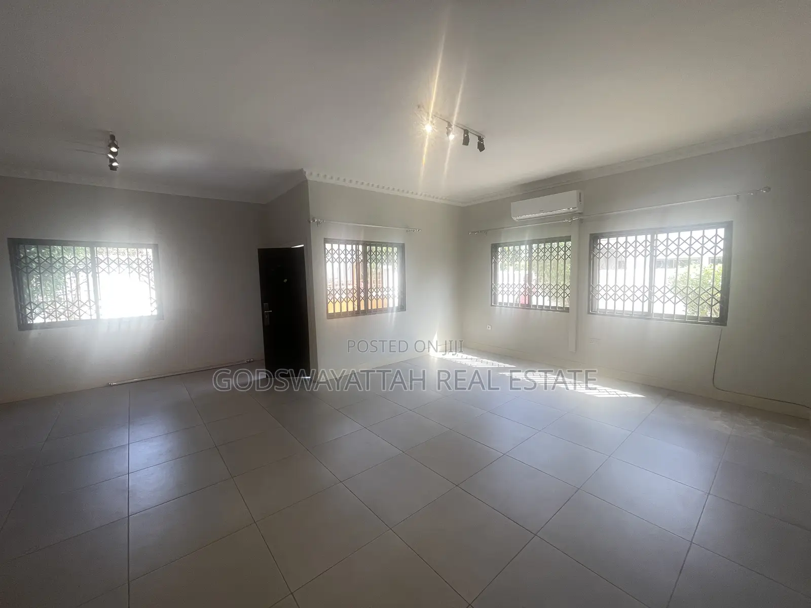 3bdrm House in East Legon, Adjiriganor for rent