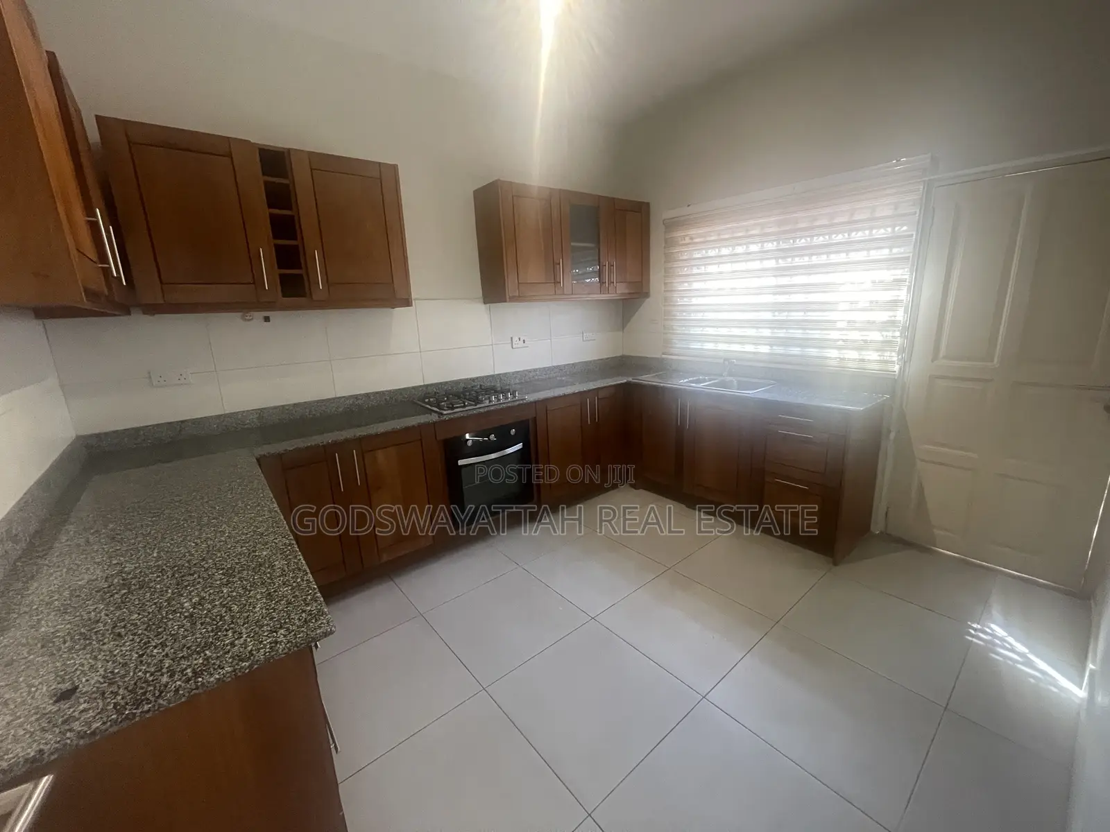 3bdrm House in East Legon, Adjiriganor for rent