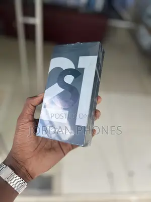 New Samsung Galaxy S21 5G 128 GB Black
