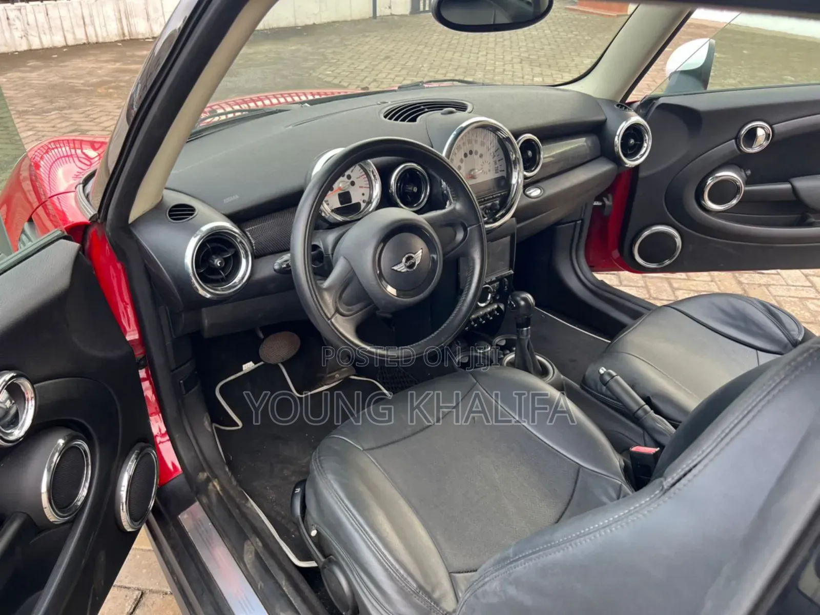 Mini Cooper 2013 Red