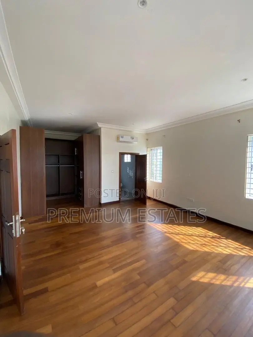 3bdrm House in East Legon for rent