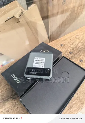 New Motorola Razr 40 128 GB Black