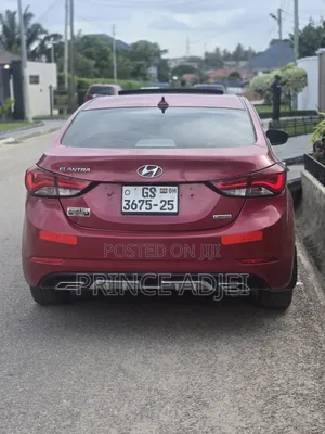 Hyundai Elantra 2014 Red