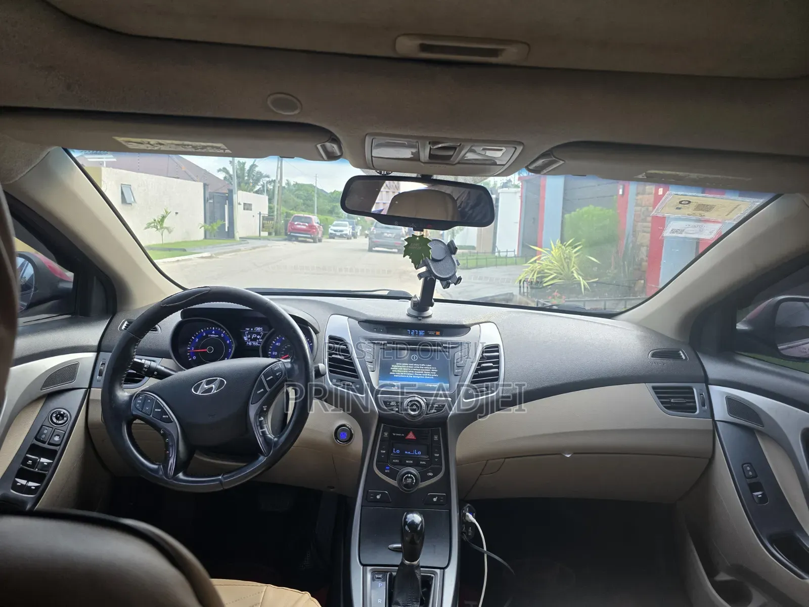 Hyundai Elantra 2014 Red