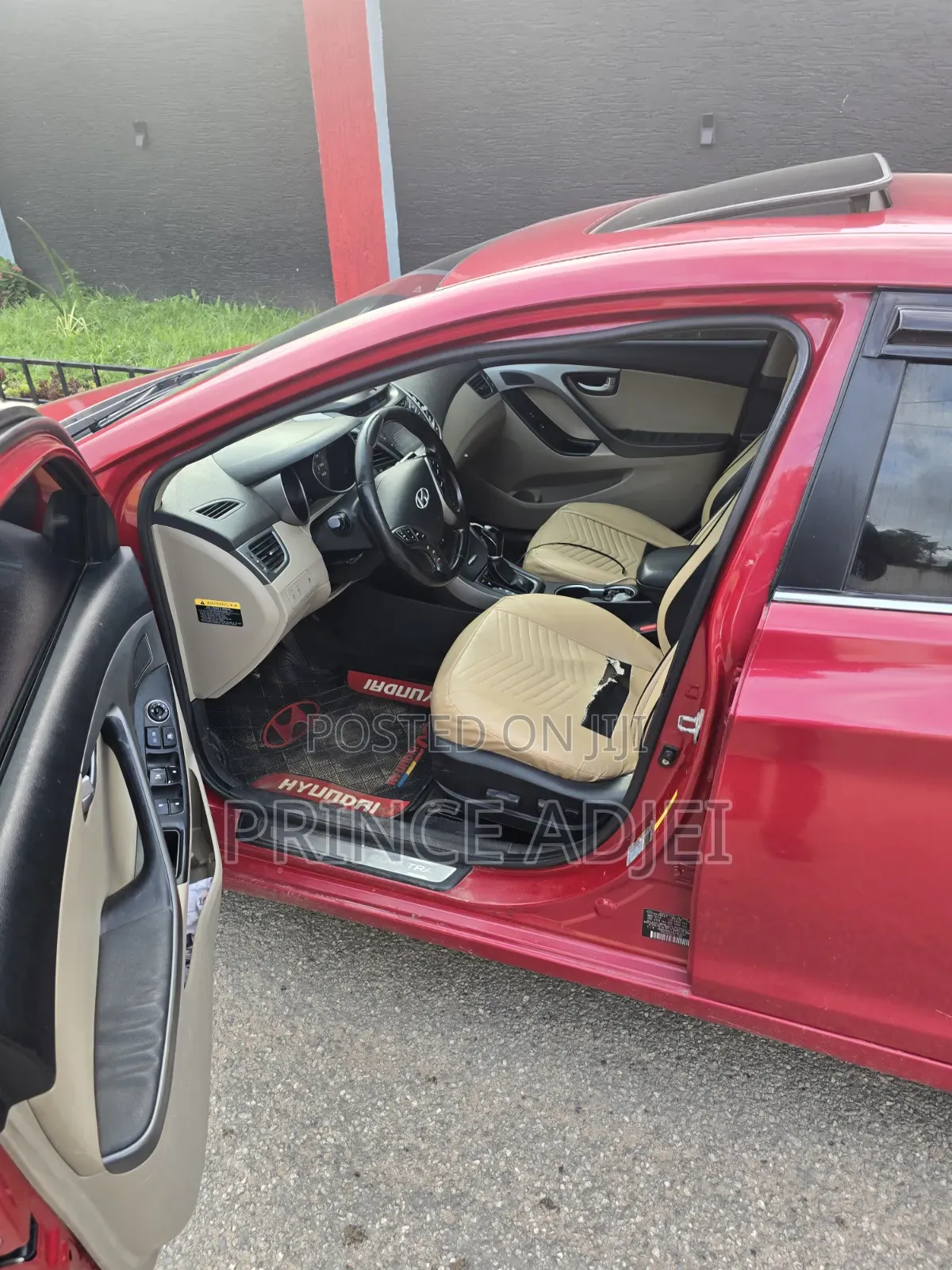 Hyundai Elantra 2014 Red