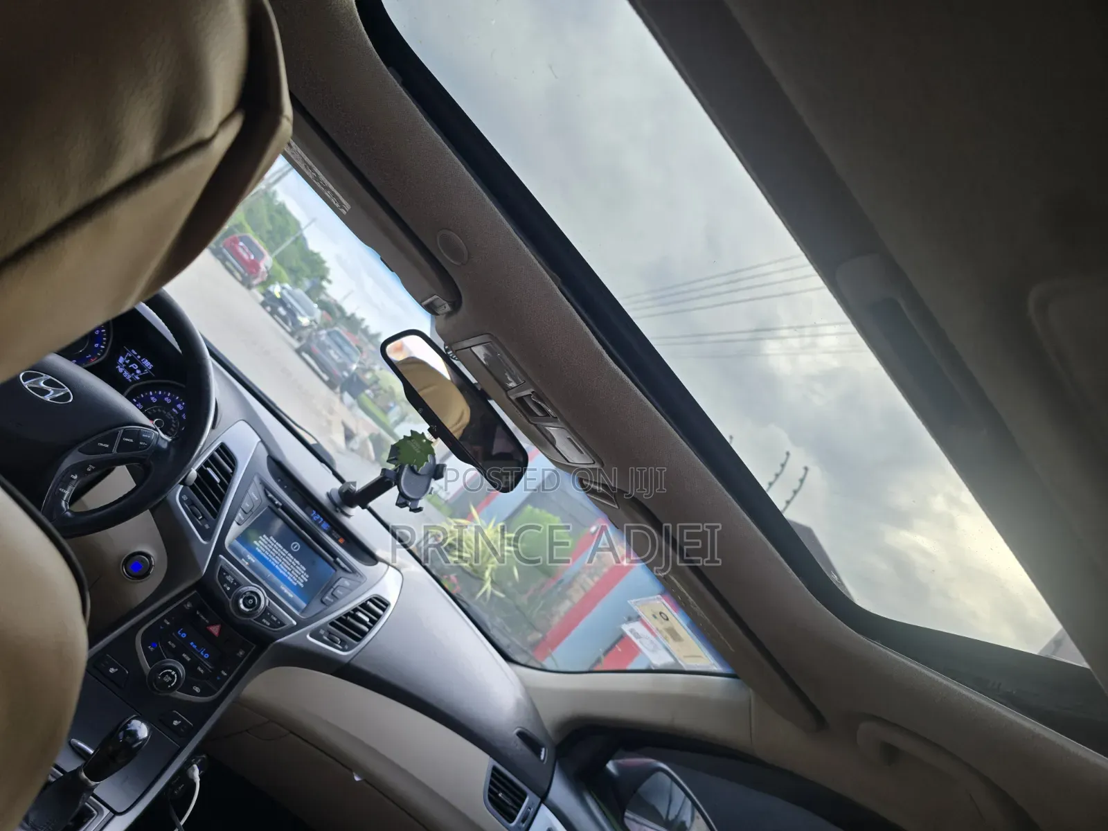 Hyundai Elantra 2014 Red