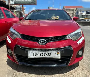 Toyota Corolla S 4dr Sedan (1.8L 4cyl CVT) 2016 Red