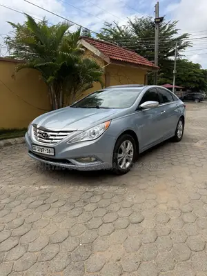 Hyundai Sonata Limited Sedan FWD (2.4L 4cyl 6A) 2013 Blue