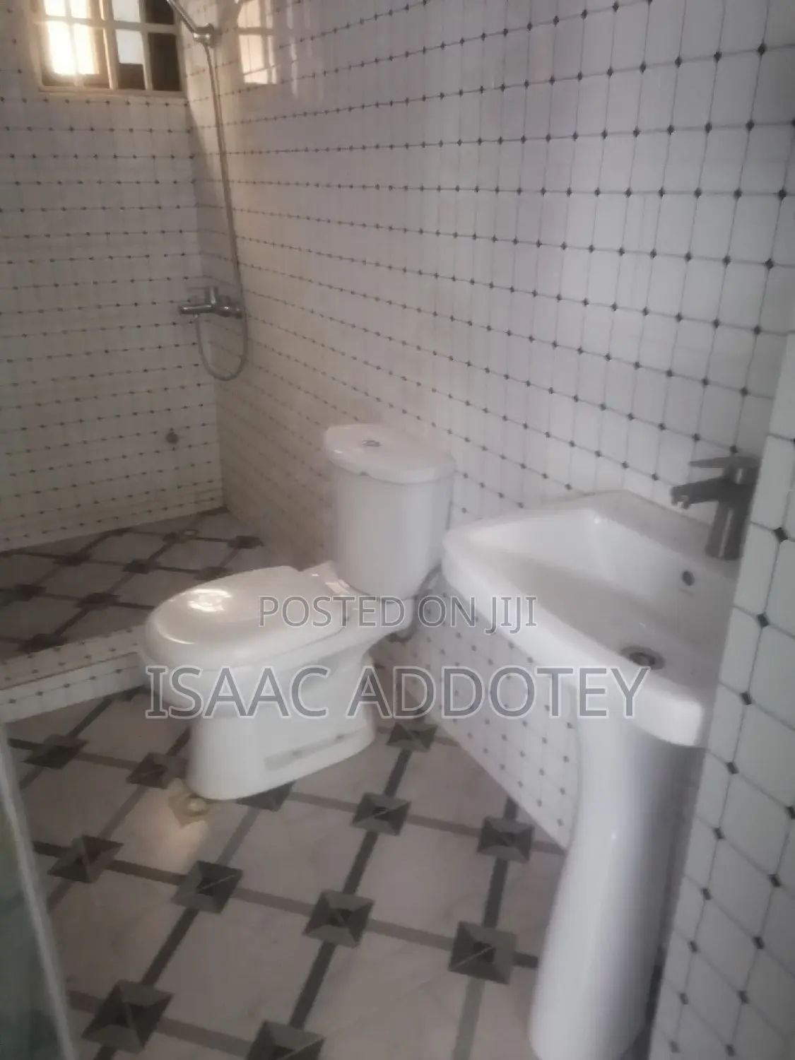 3bdrm Apartment in Lashibi Mf, Baatsona Total for rent