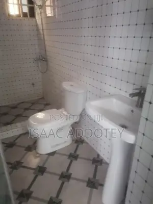 3bdrm Apartment in Lashibi Mf, Baatsona Total for rent