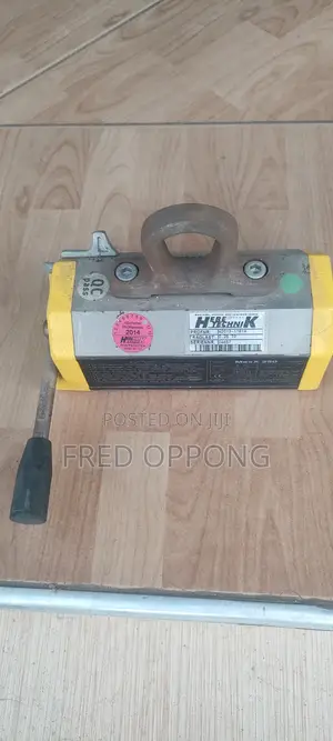 Hand Controlled Magnet