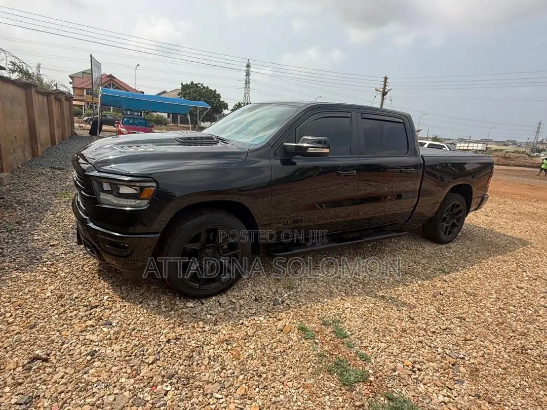 Dodge RAM 1500 5.7 Petrol AWD 2022 Black