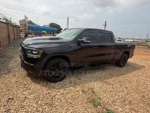 Dodge RAM 1500 5.7 Petrol AWD 2022 Black