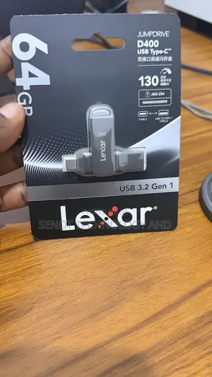 Lexar Pendrive D400