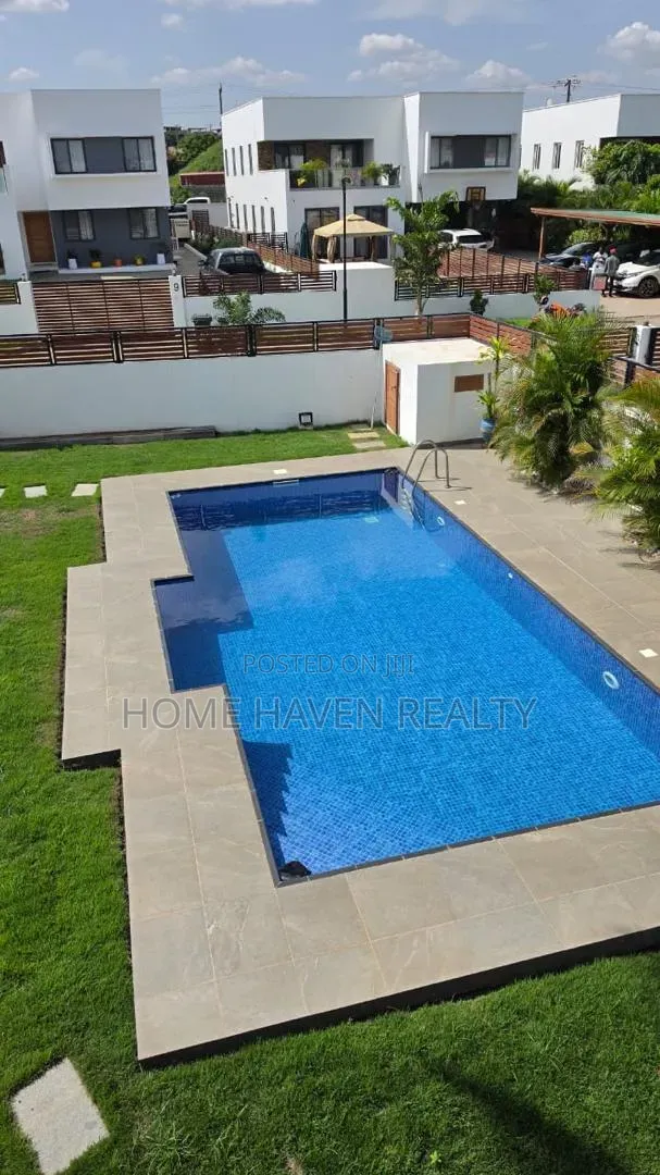 4bdrm House in East Airport, Tseaddo for rent