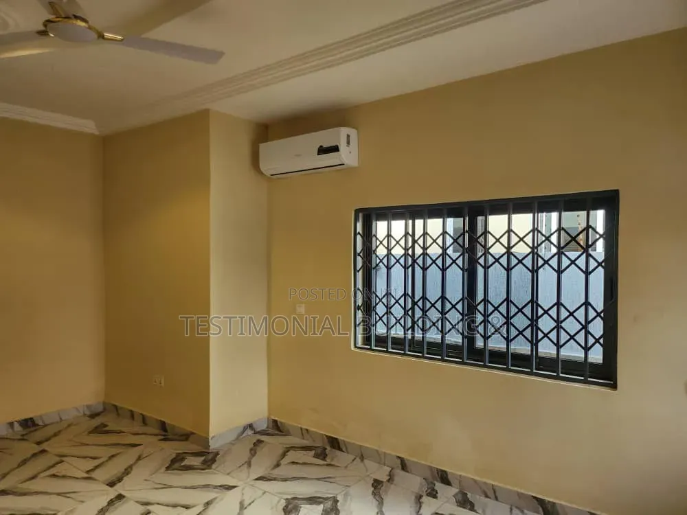 3bdrm House in Testimonial Building, Baatsona Total for rent