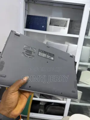 Laptop Asus VivoBook F512DA 8GB Intel Core i3 SSD 128GB