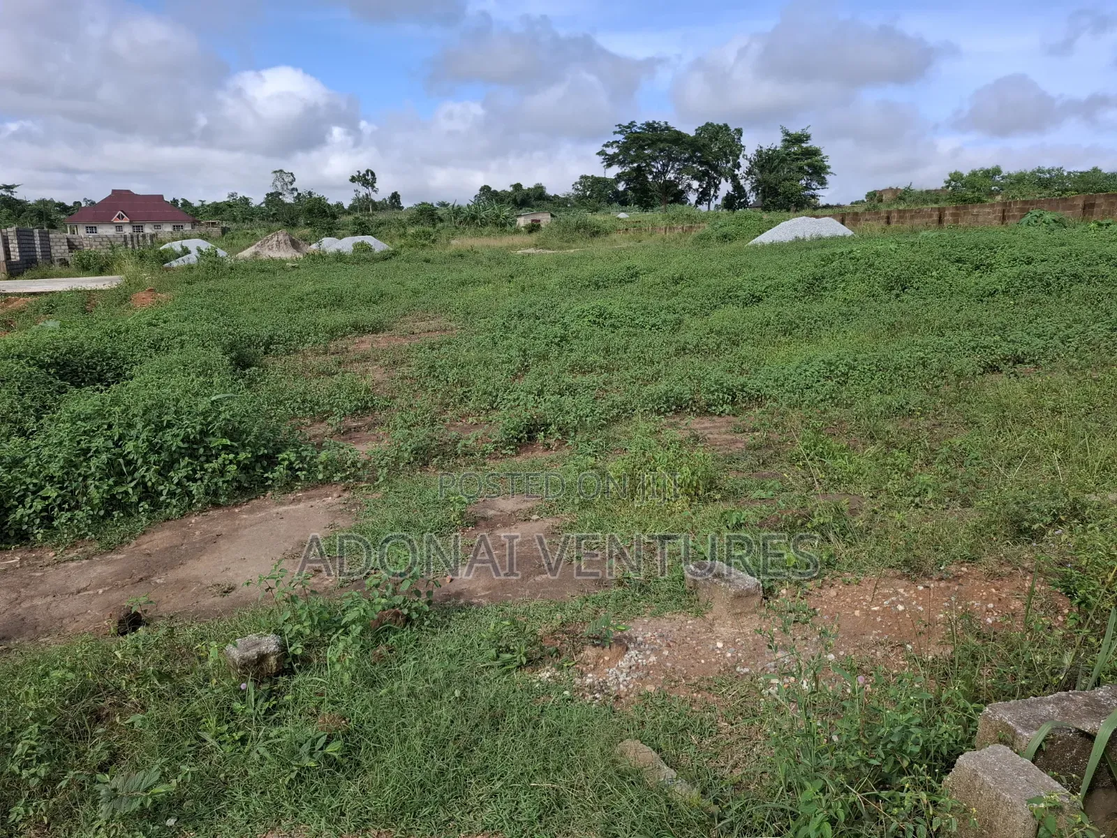 Half Plot of Land for Sale in Sokoban Konkorl