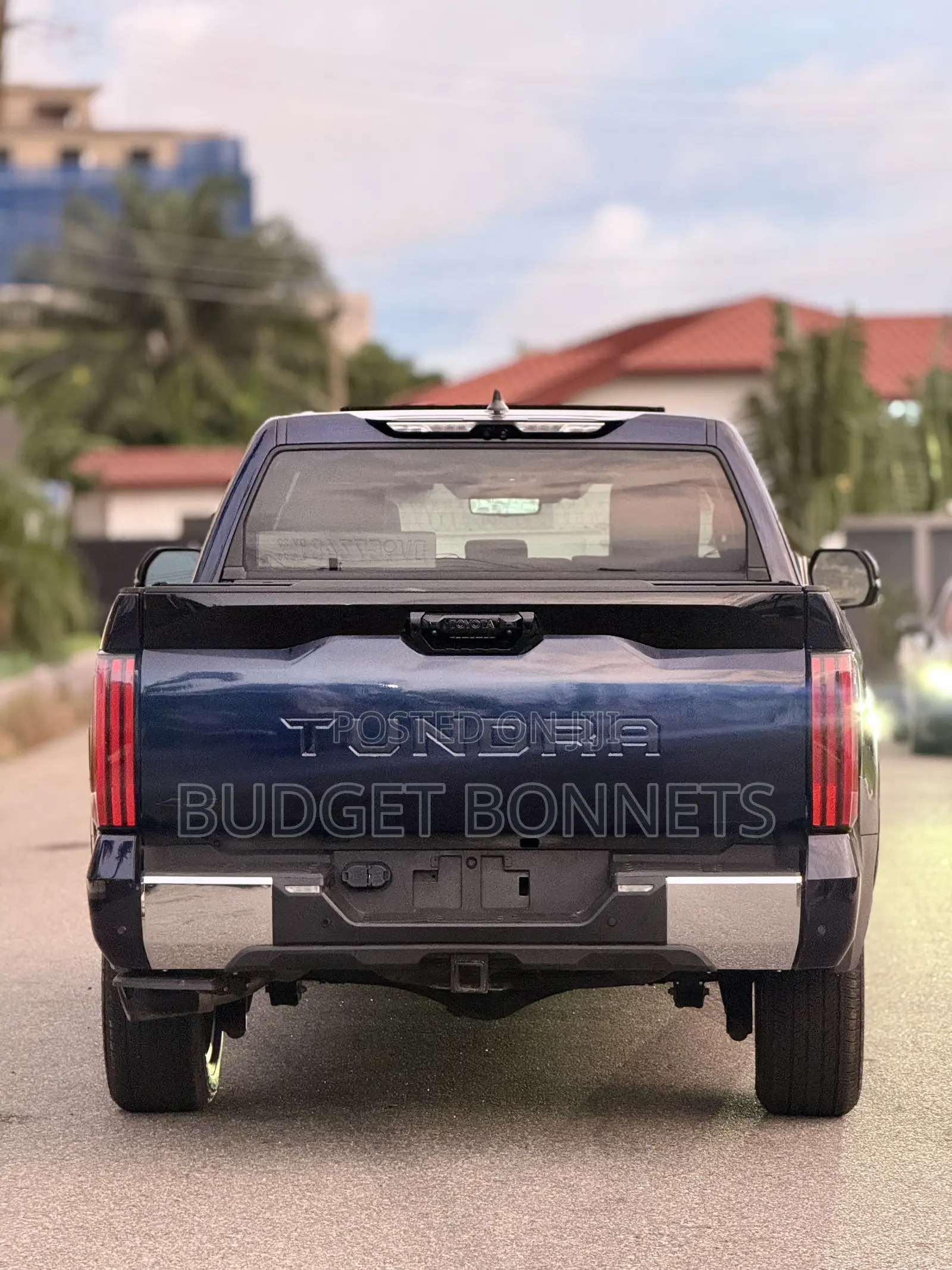 Toyota Tundra Limited CrewMax 4WD SB w/5.5' Bed 2025 Blue