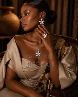 Silver Blossom Set