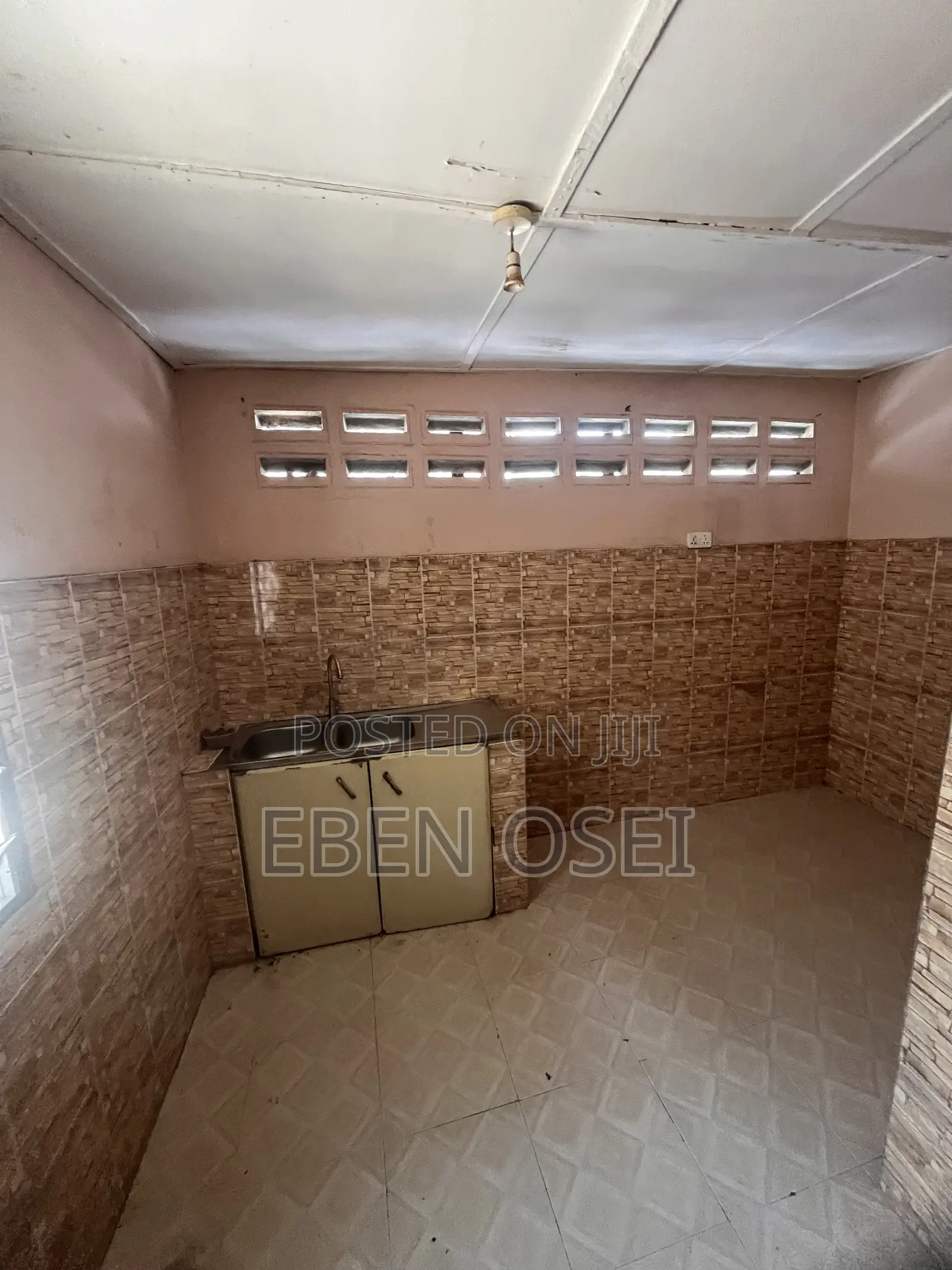 2bdrm Apartment in Dansoman for rent