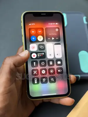 Apple iPhone 11 128 GB Yellow