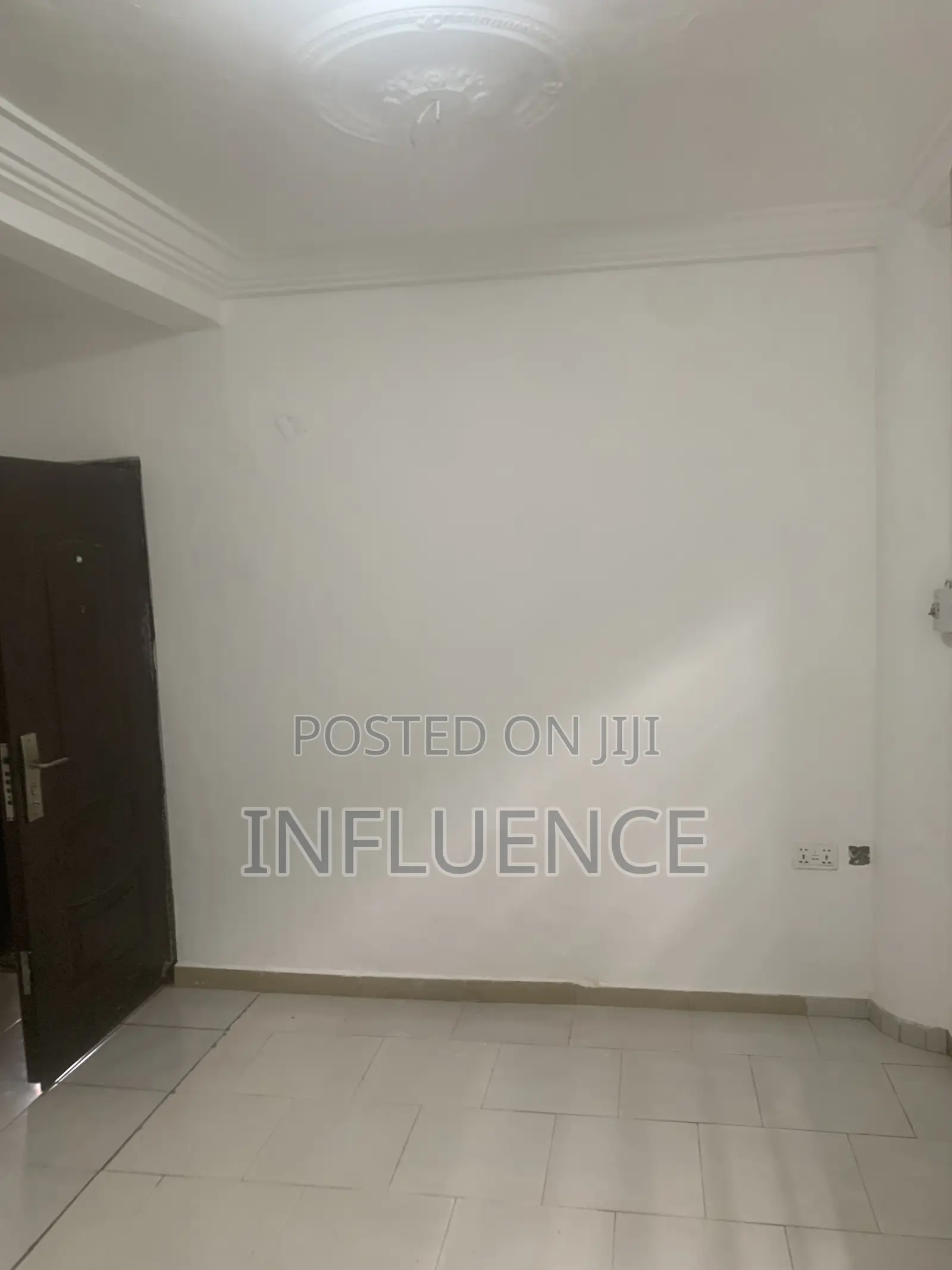 1bdrm Apartment in Palace Mall Area, Spintex for rent