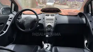 Toyota Yaris 2012 White
