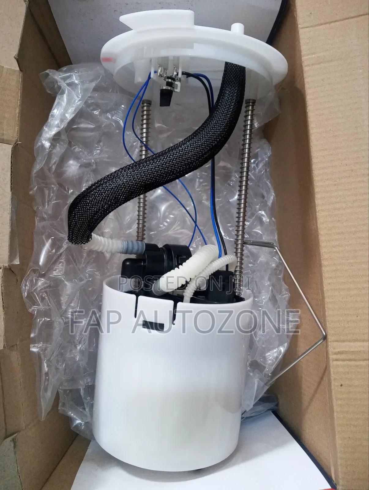 01140. Genuine Ford Escape Fuel Pump Assembly From USA