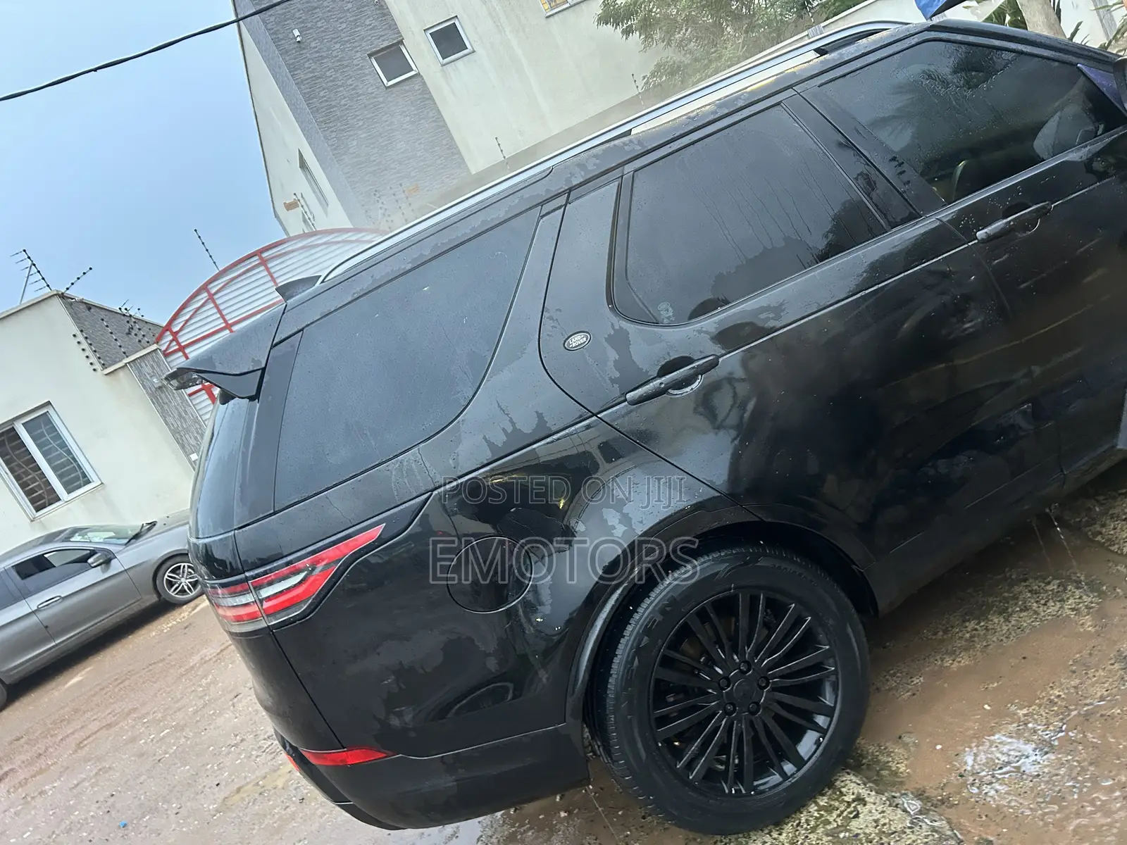 Land Rover Discovery HSE Luxury Diesel 4x4 2017 Black