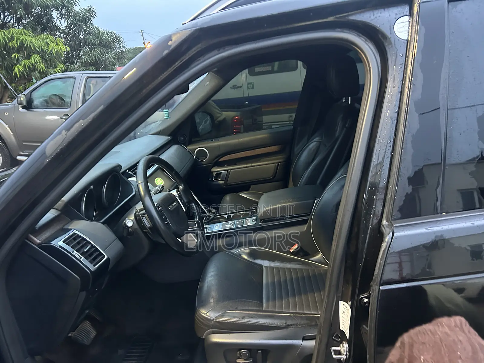 Land Rover Discovery HSE Luxury Diesel 4x4 2017 Black