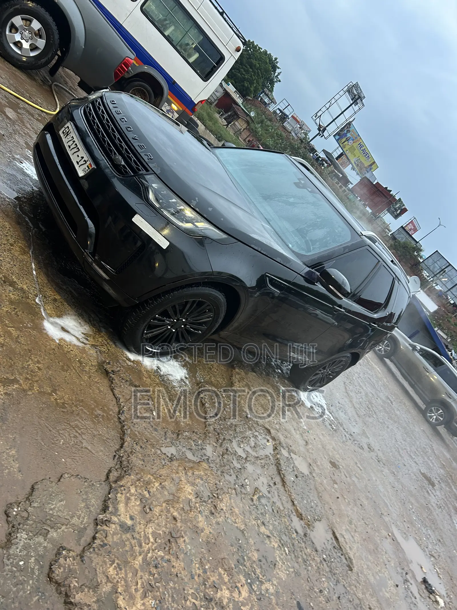 Land Rover Discovery HSE Luxury Diesel 4x4 2017 Black