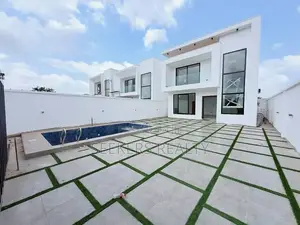 4bdrm House in Seekers Realty, School Junction for sale