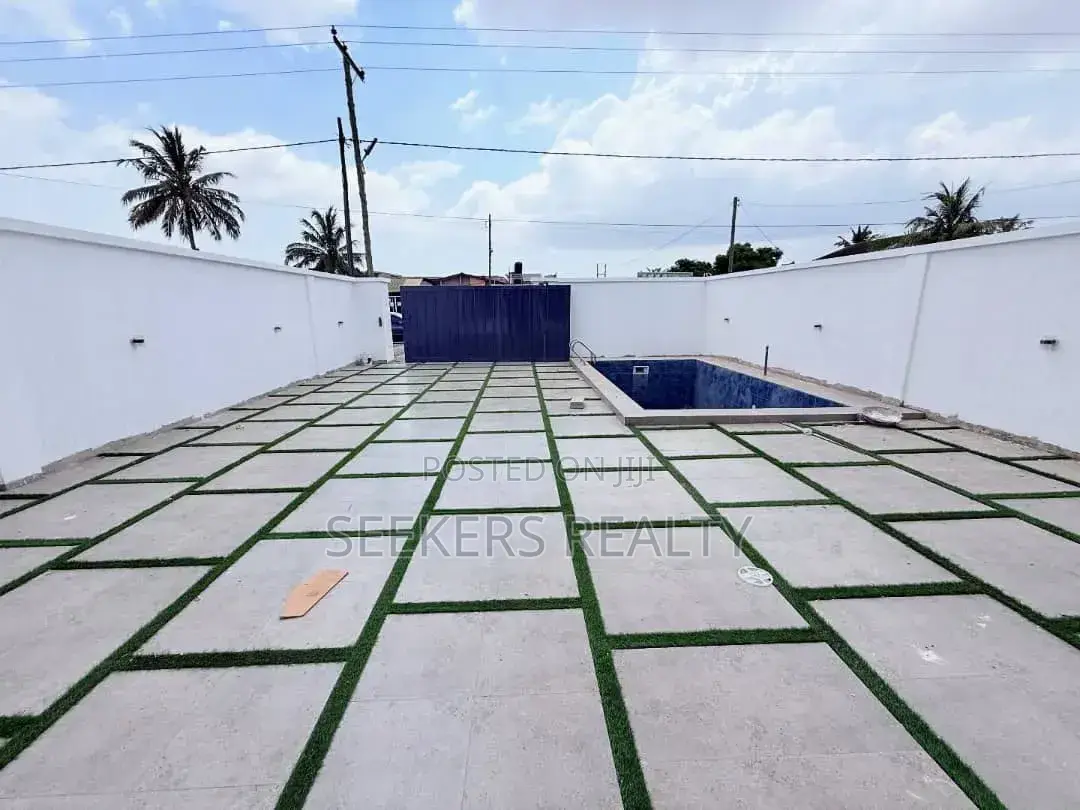 4bdrm House in Seekers Realty, School Junction for sale