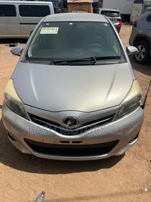 Toyota Vitz 1.3 AWD 3dr 2013 Silver