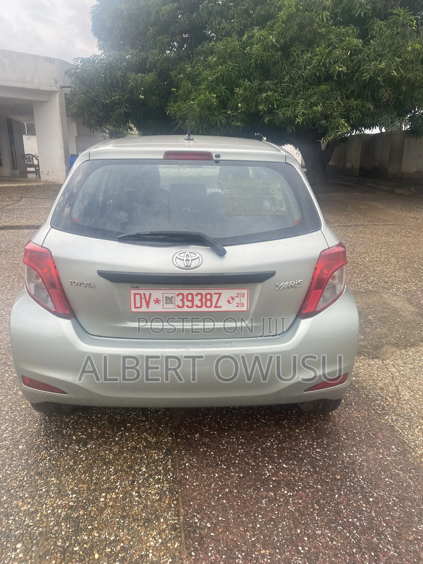Toyota Yaris 2013 Silver