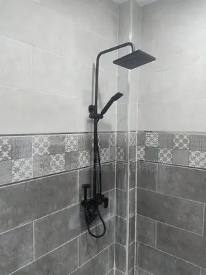 Piano Press Shower
