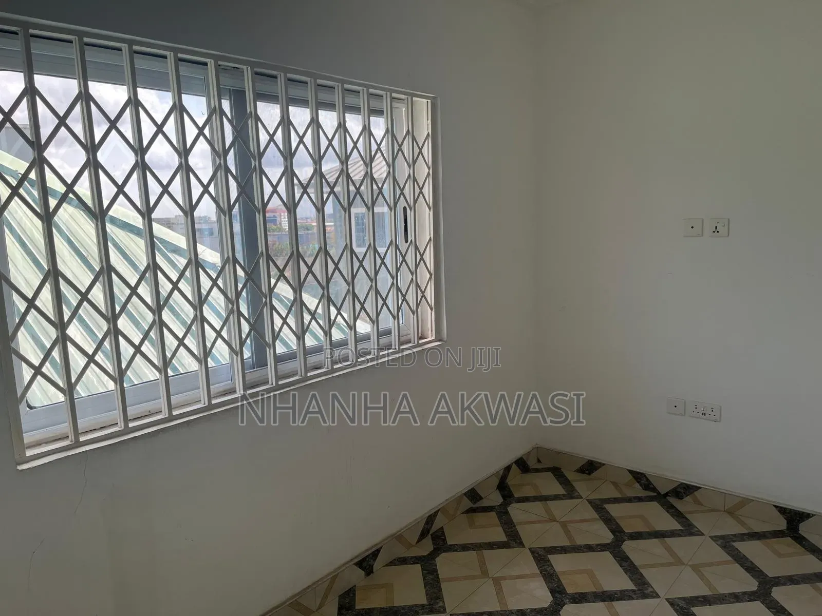 3bdrm Apartment in Spintex, Sakumono for rent