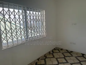 3bdrm Apartment in Spintex, Sakumono for rent
